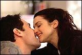 Paul Rudd and Rachel Weisz in The Shape Of Things